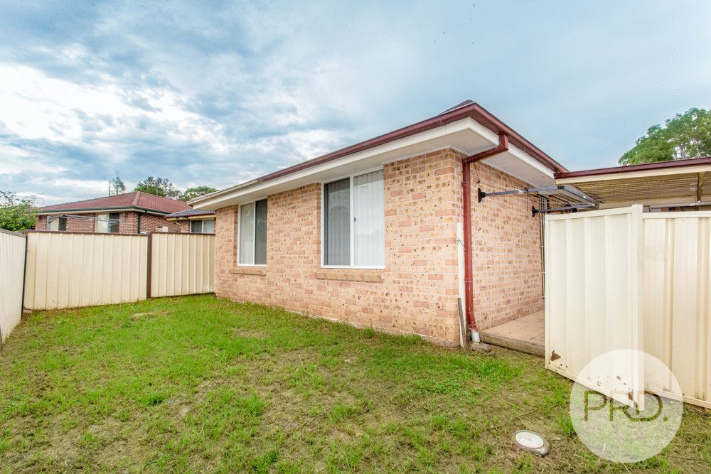 34 Candlebark Circuit GLENMORE PARK 12