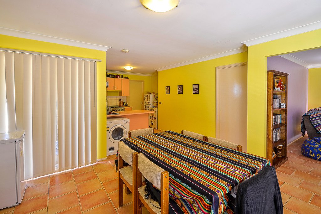 34 Candlebark Circuit GLENMORE PARK 3