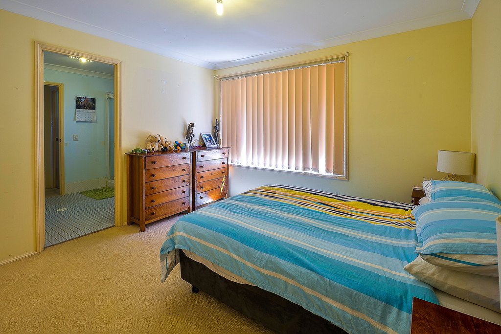 34 Candlebark Circuit GLENMORE PARK 5