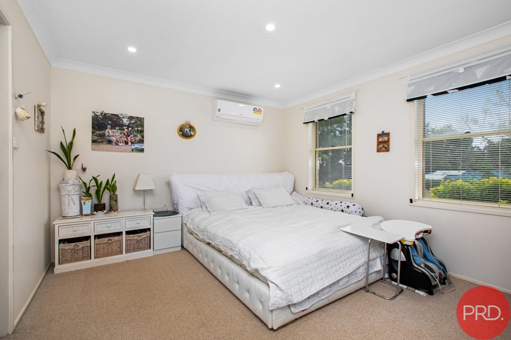 34 Canterbury Drive RAWORTH 8