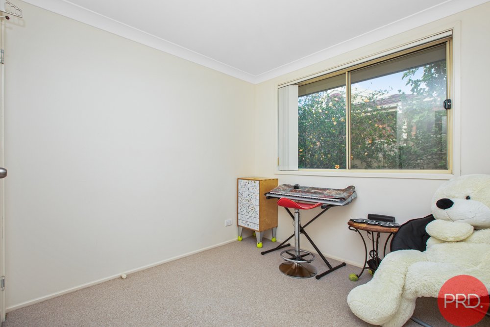 34 Canterbury Drive RAWORTH 11
