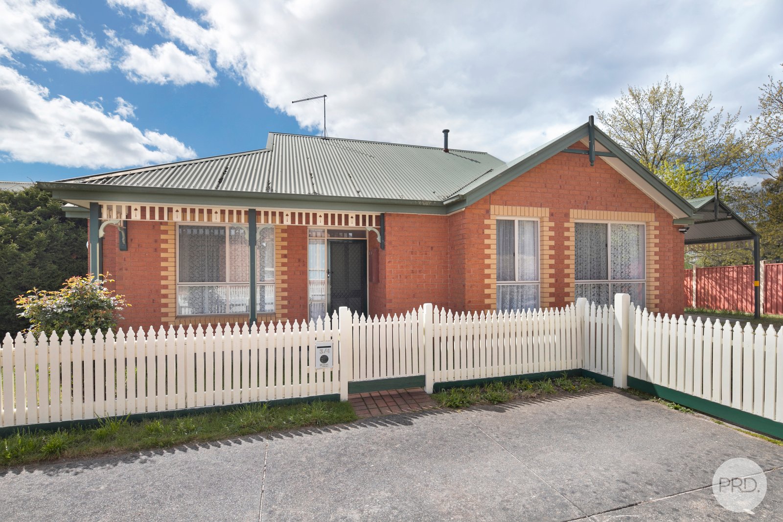 3/4 Castle Court BALLARAT EAST 1