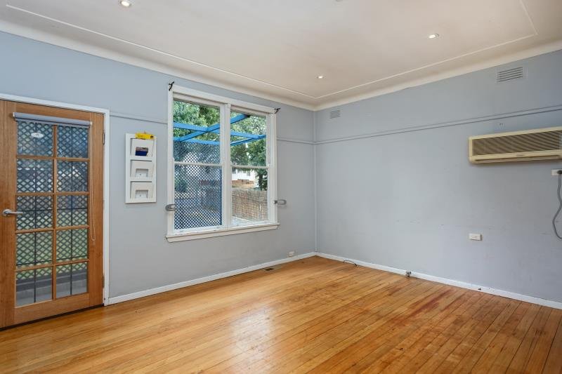 34 Castlereagh Avenue MOUNT AUSTIN 2