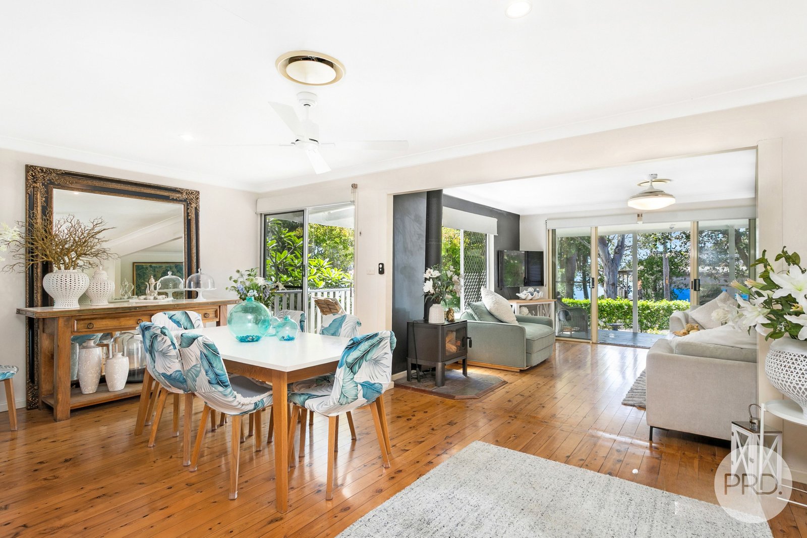 34 Caswell Crescent TANILBA BAY 3