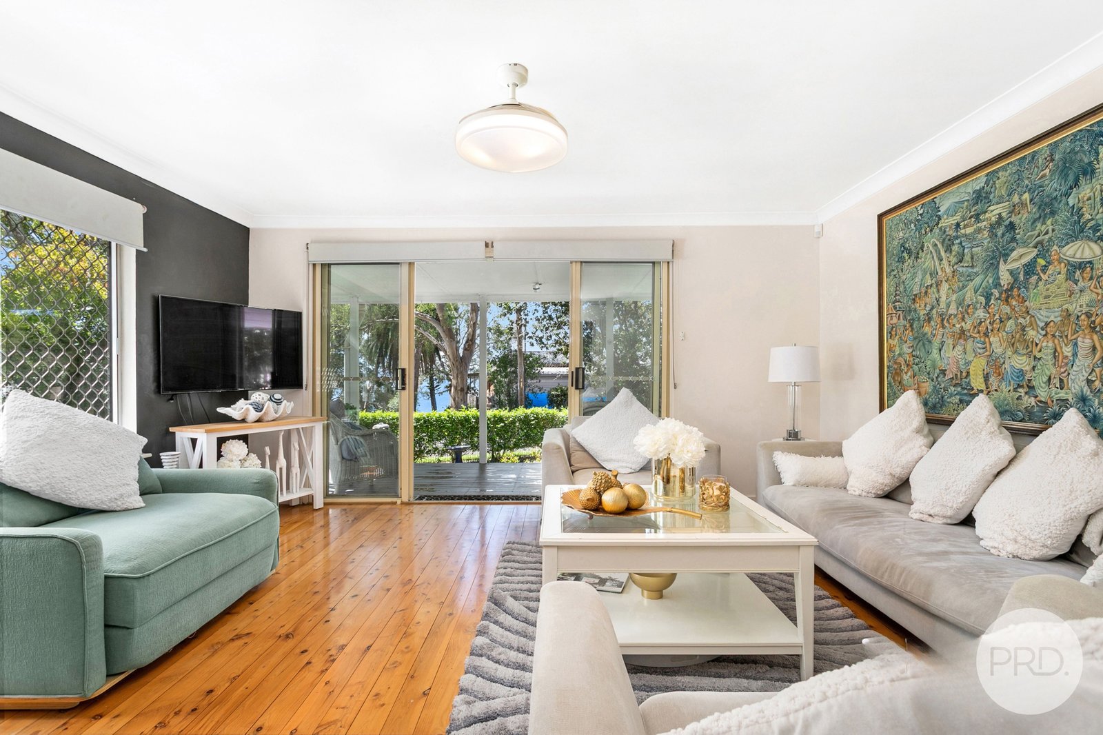34 Caswell Crescent TANILBA BAY 6