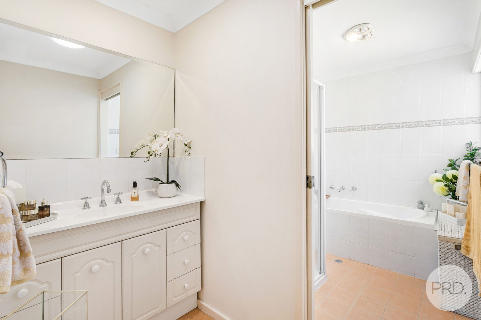 34 Caswell Crescent TANILBA BAY 13