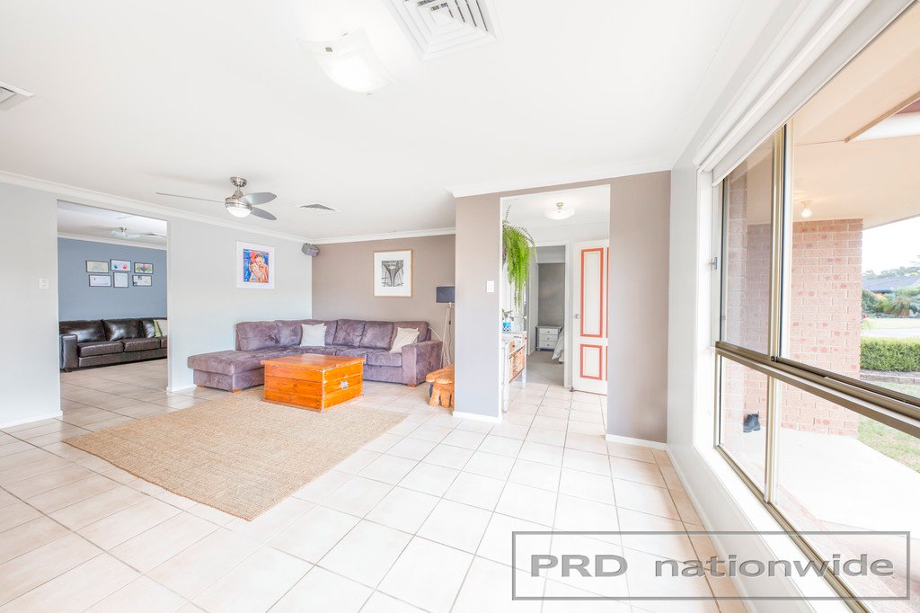 34 Coburn Circuit METFORD 4