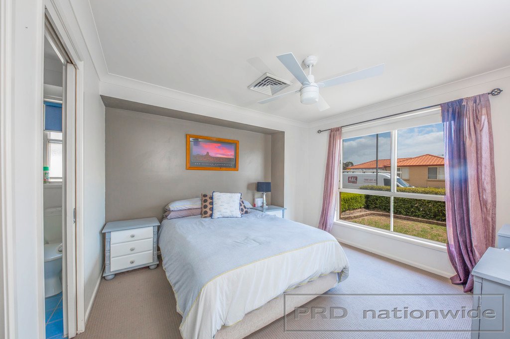 34 Coburn Circuit METFORD 8