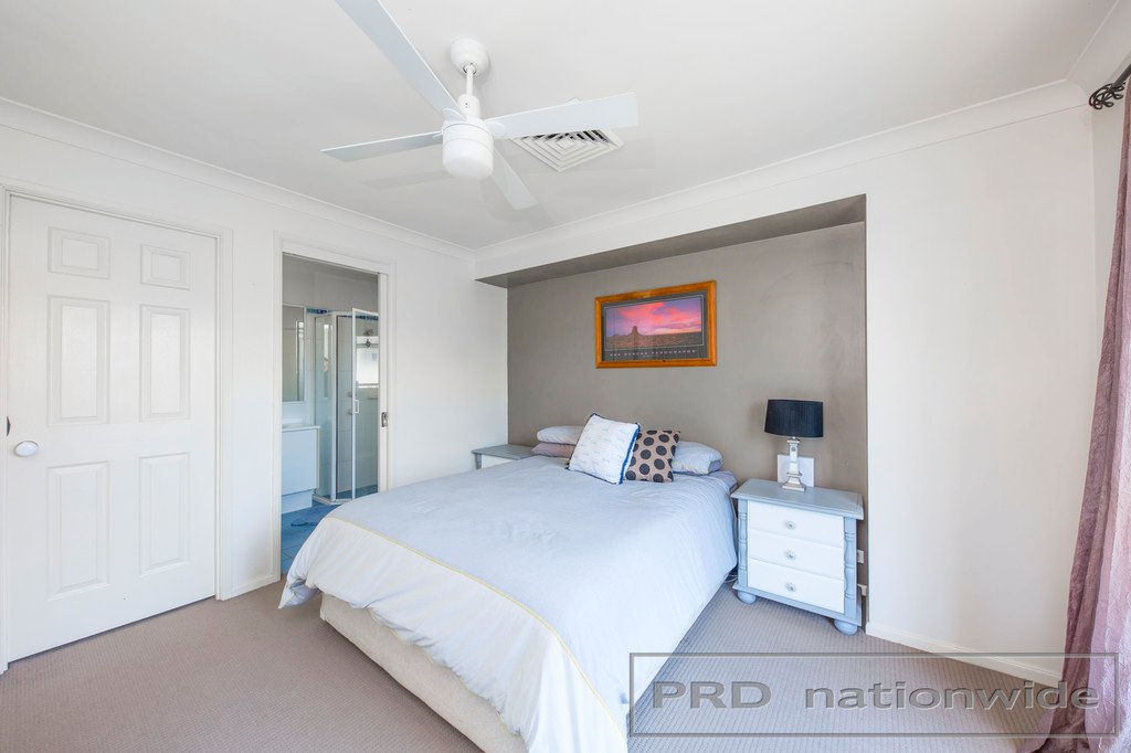 34 Coburn Circuit METFORD 9