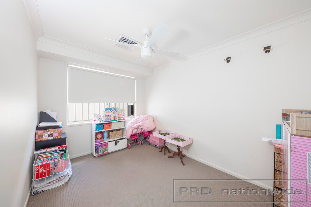 34 Coburn Circuit METFORD 11