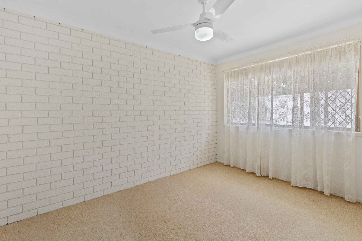3/4 Cotinga Crescent Burleigh Waters 5