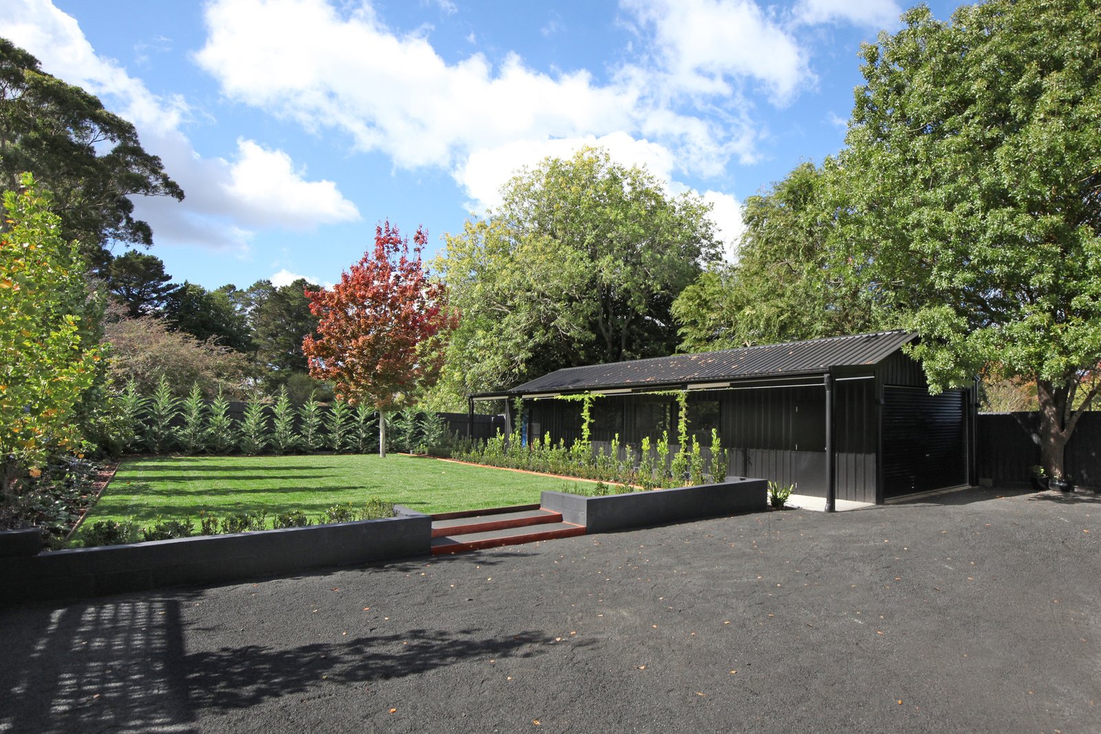 Real Estate and Property in 34 Davy Street, Woodend, VIC