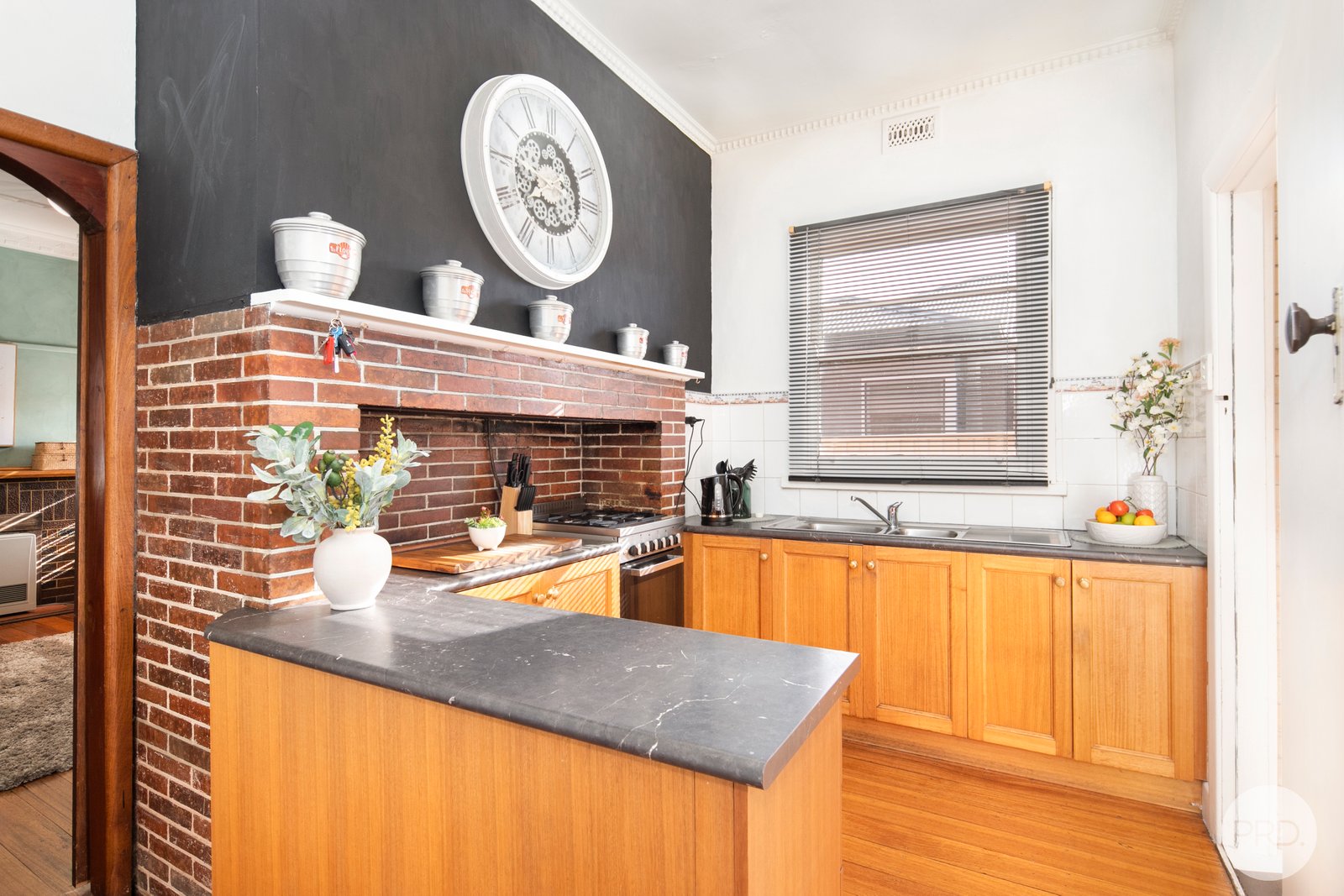 34 Duke Street NEWINGTON 8