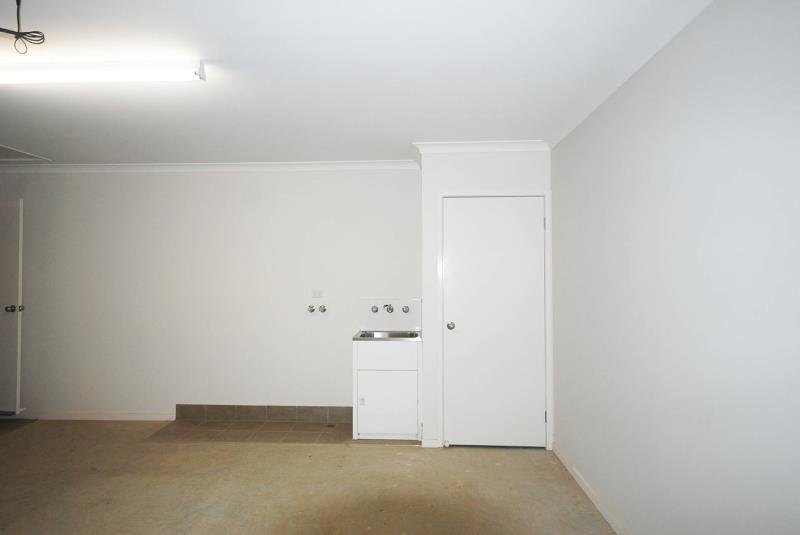 34 Durack Circuit BOOROOMA 9