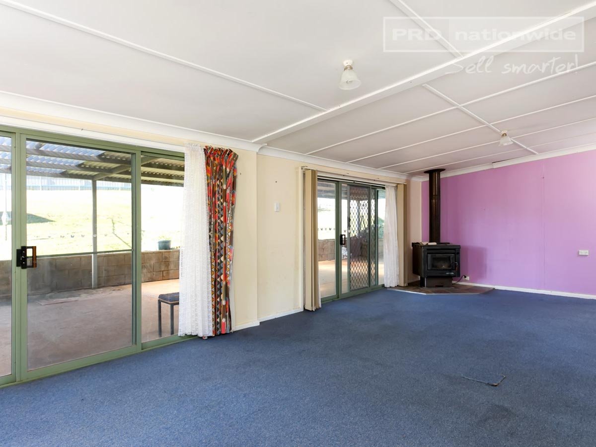34 Eagle Street SOUTH GUNDAGAI 9