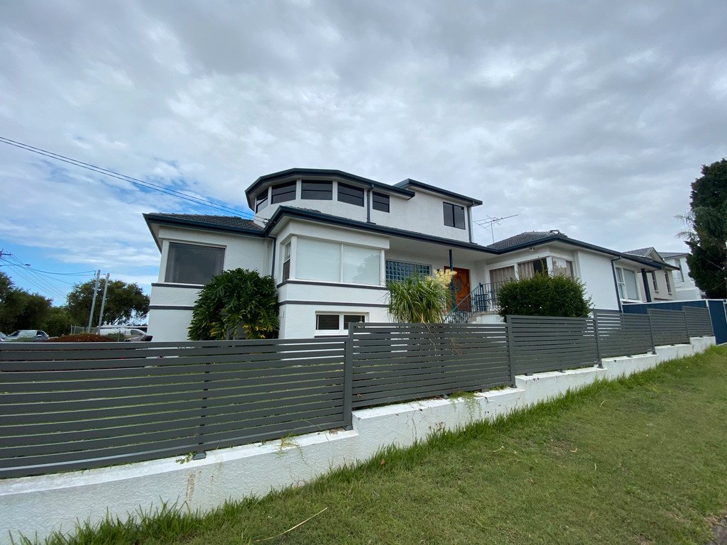 34 East Street BLAKEHURST 1