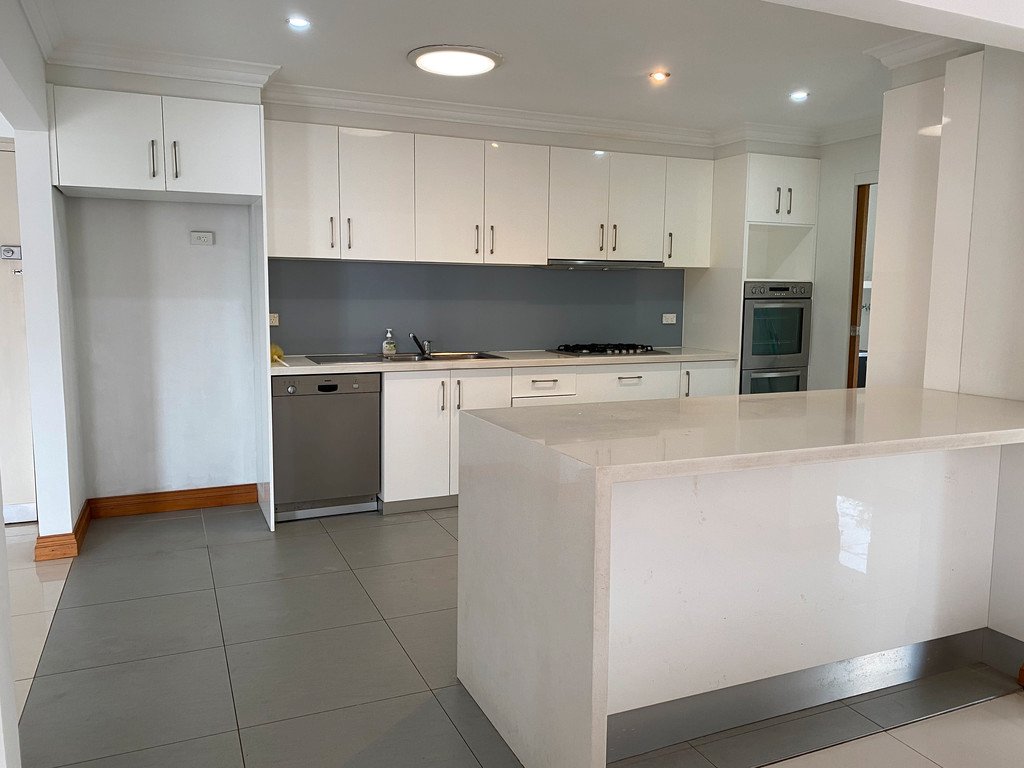 34 East Street BLAKEHURST 10