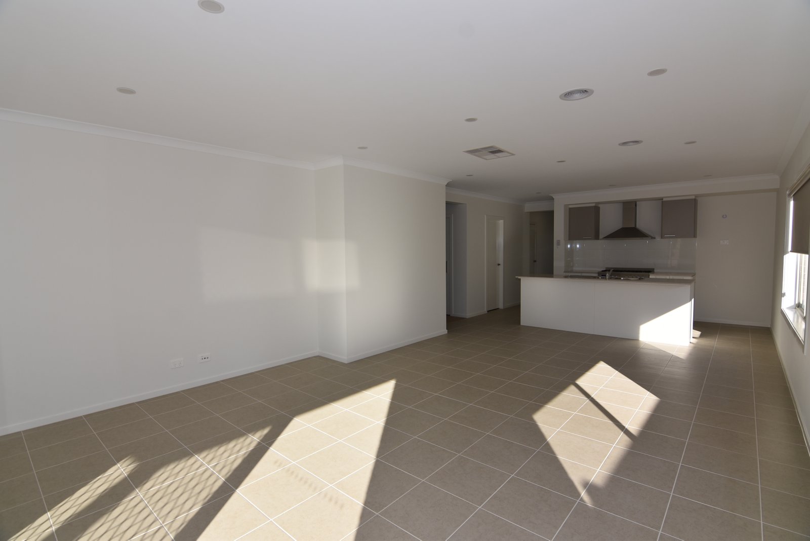 Gallery: 34 Edenhope Circuit