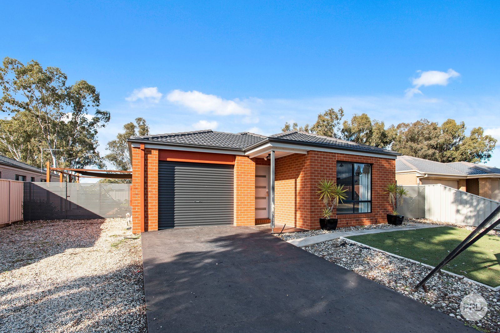 34 Elandra Drive ASCOT 1