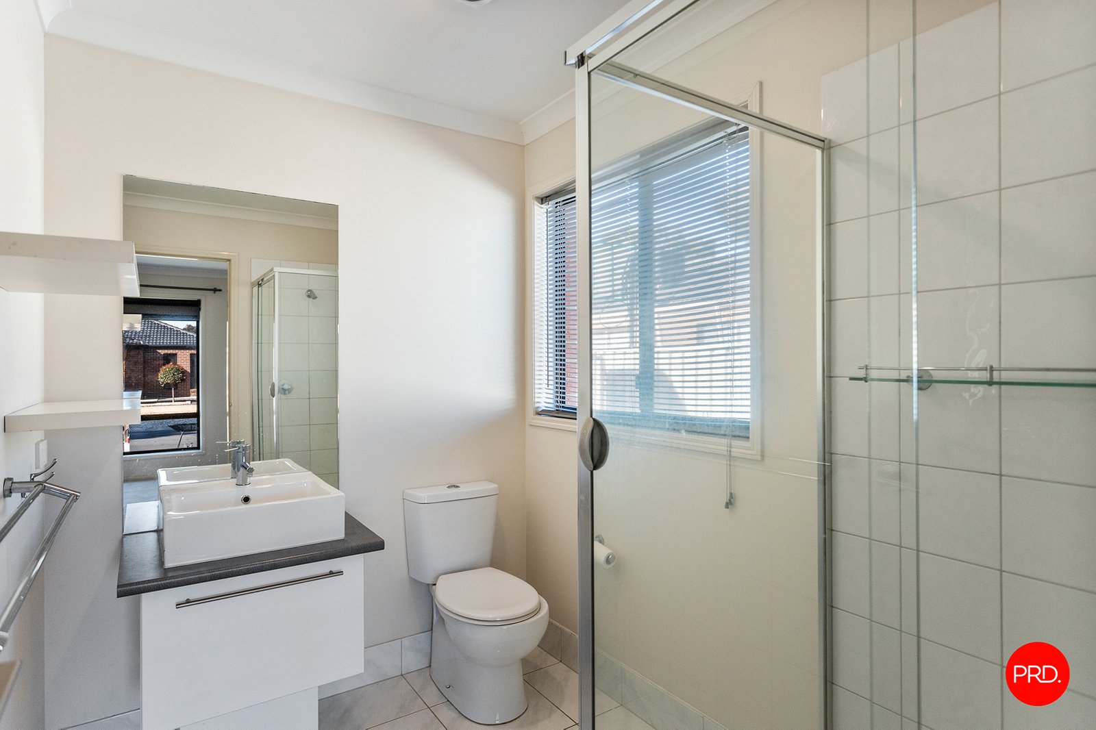 34 Elandra Drive ASCOT 9