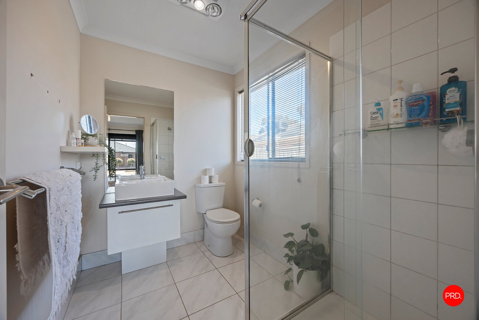 34 Elandra Drive ASCOT 8