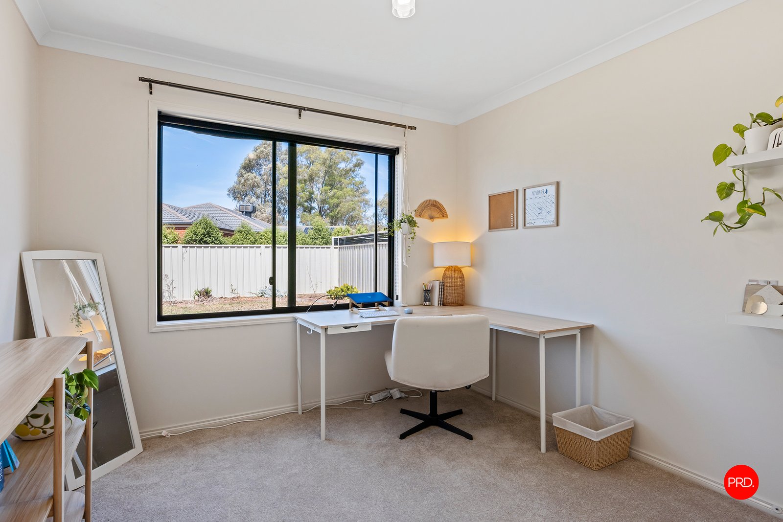 34 Elandra Drive ASCOT 9