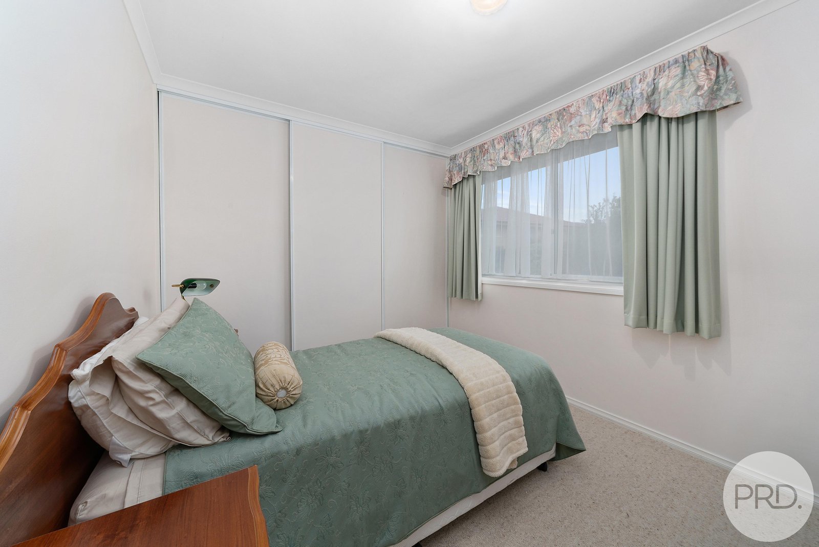 34 Fairway Drive KINGSTON 11