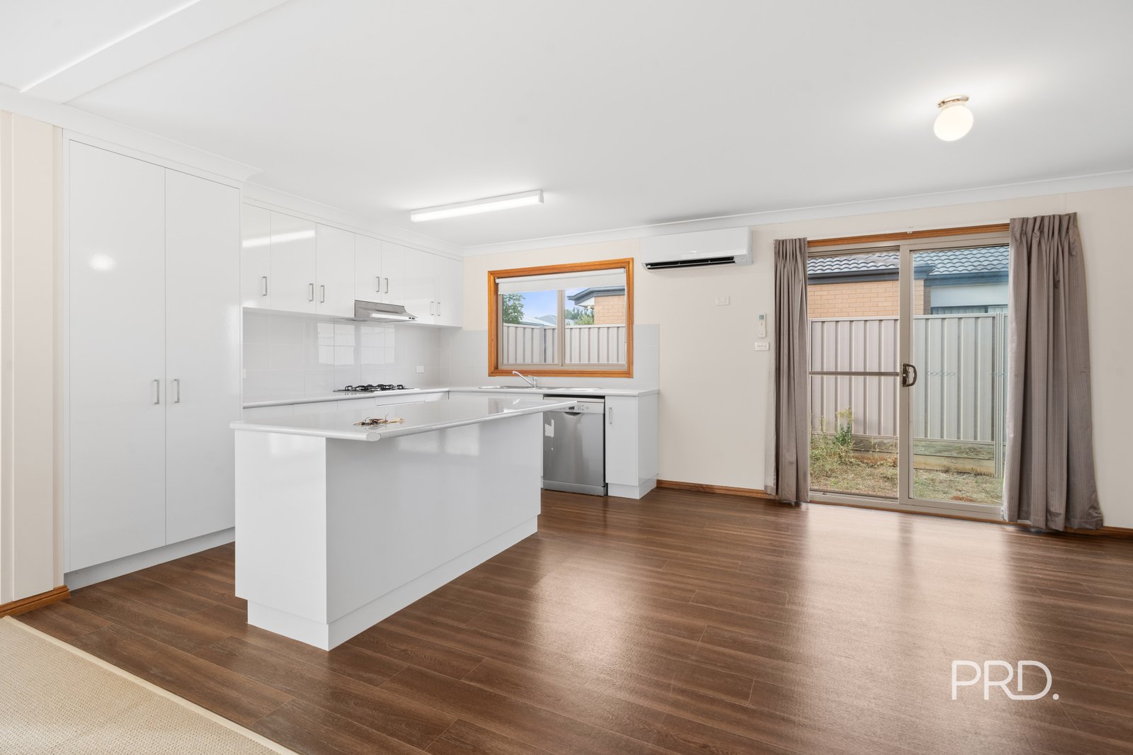 34 Flack Crescent BOOROOMA 3