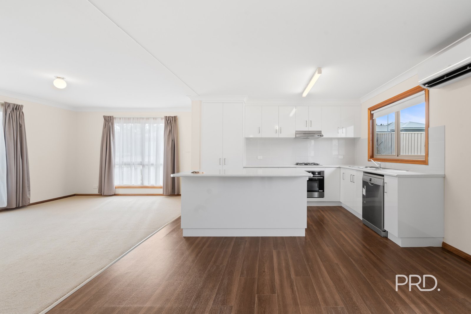 34 Flack Crescent BOOROOMA 4