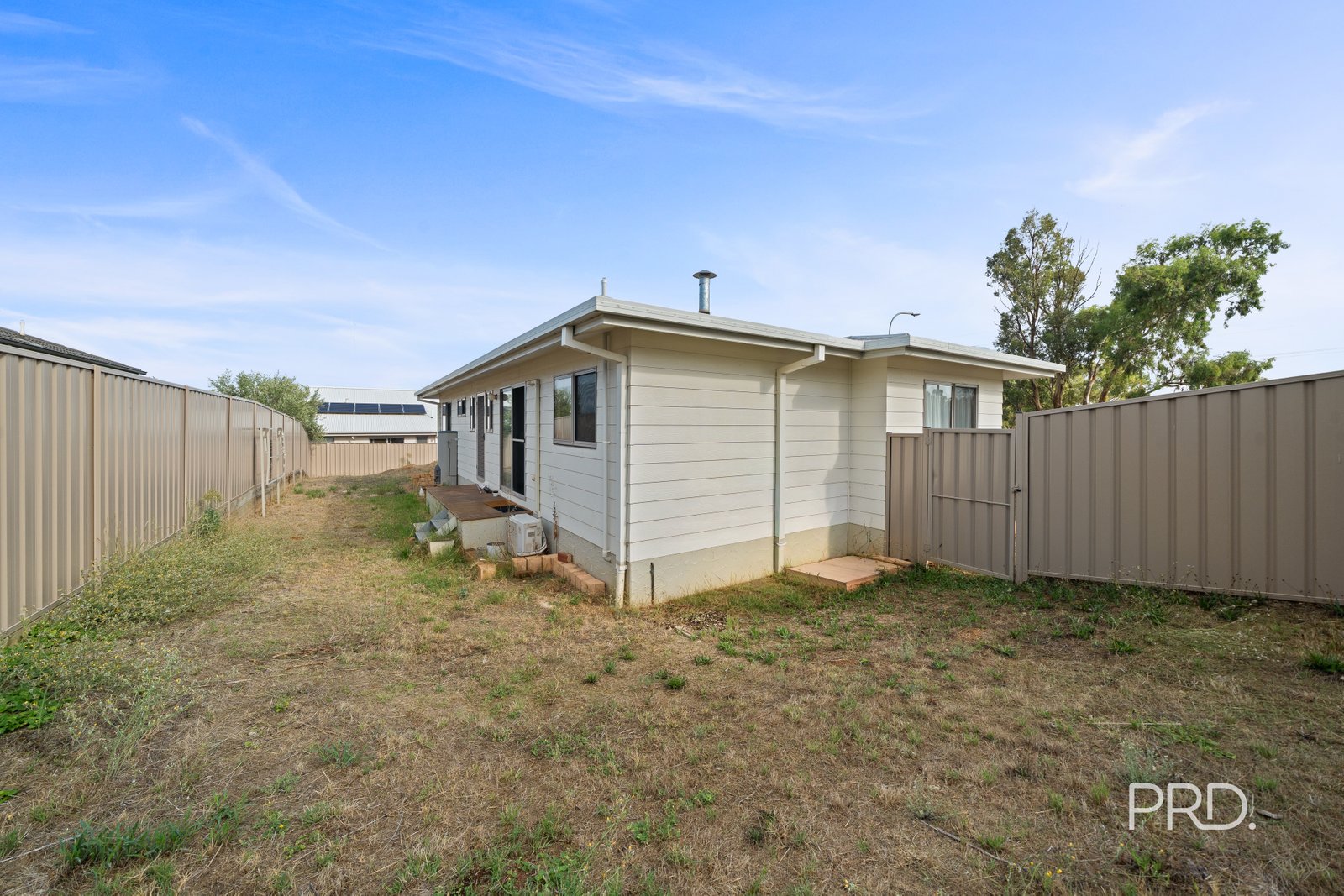 34 Flack Crescent BOOROOMA 8