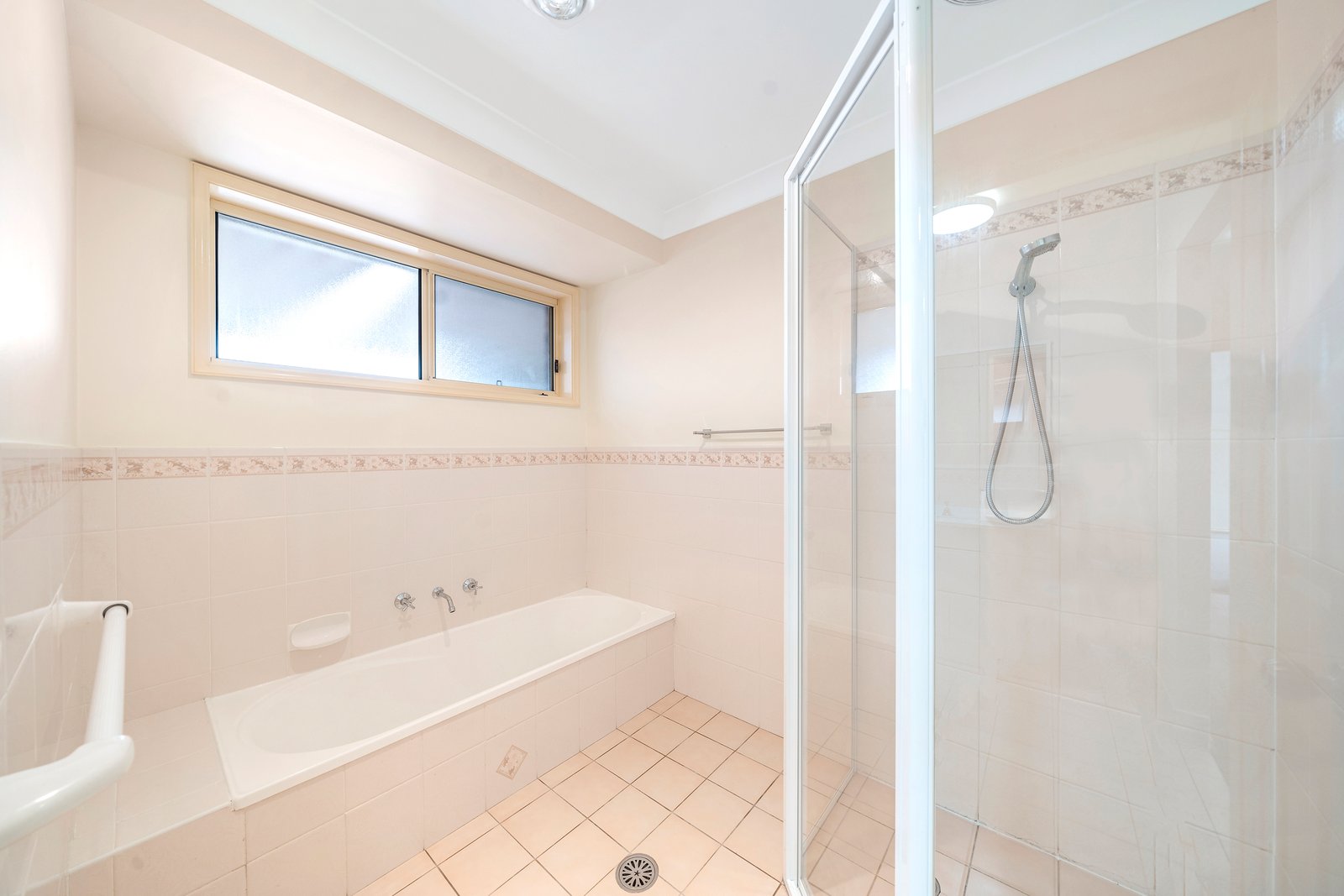 34 Flinders Drive LAURIETON 13