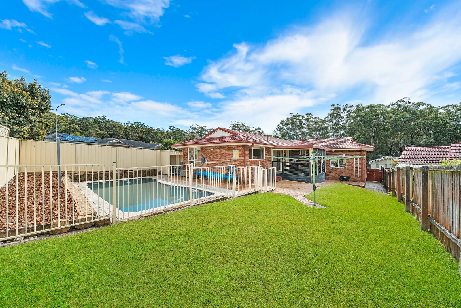 34 Flinders Drive LAURIETON 18