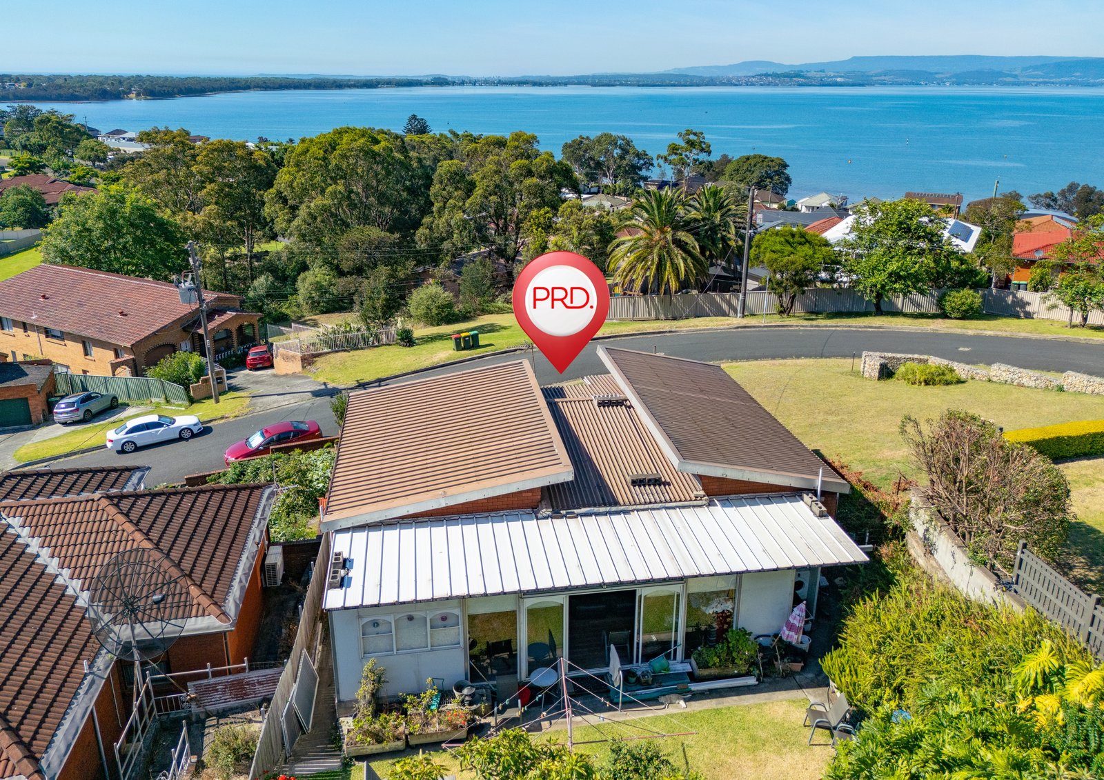 34 Gloria Crescent LAKE HEIGHTS 2