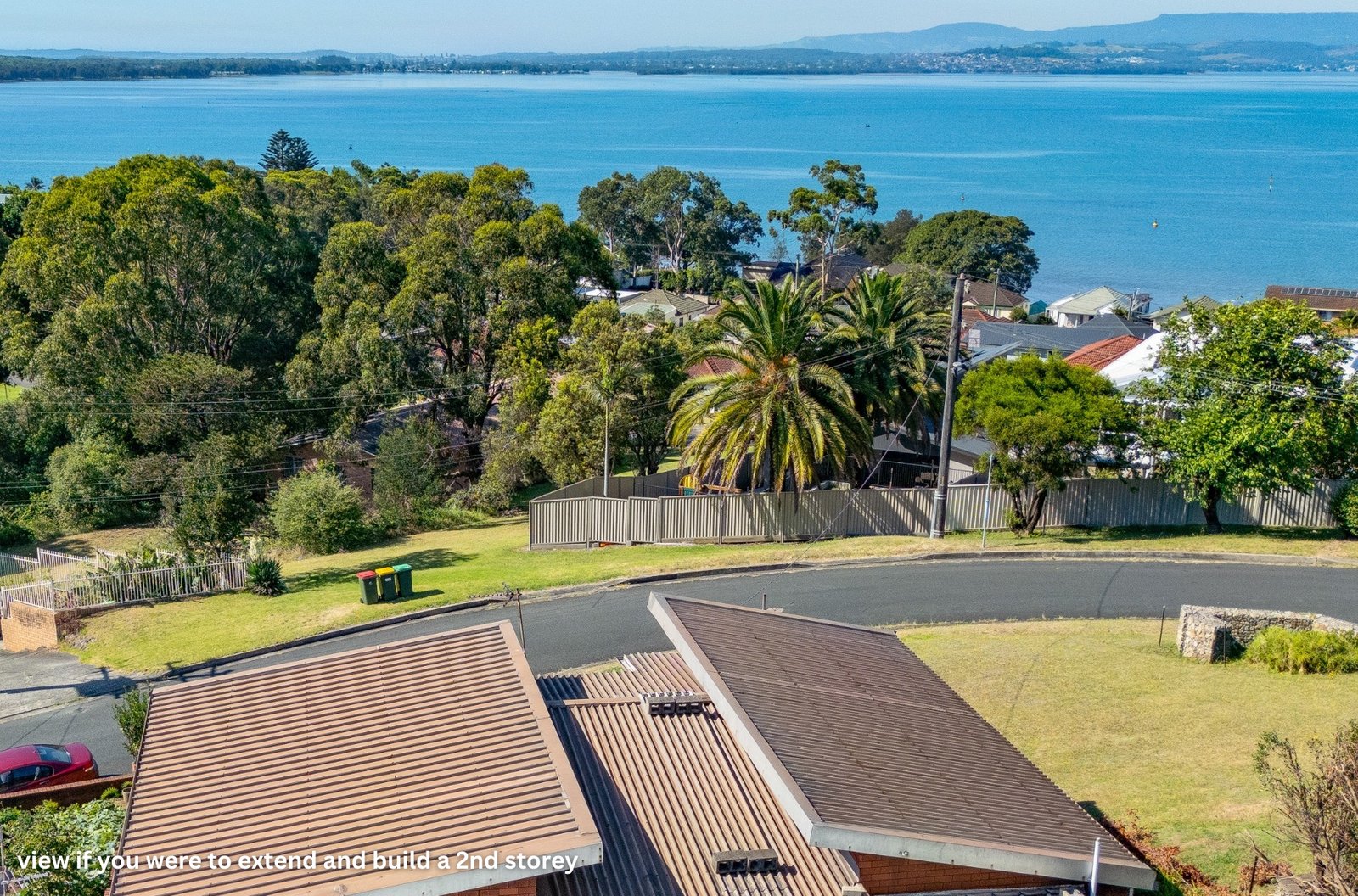 34 Gloria Crescent LAKE HEIGHTS 7