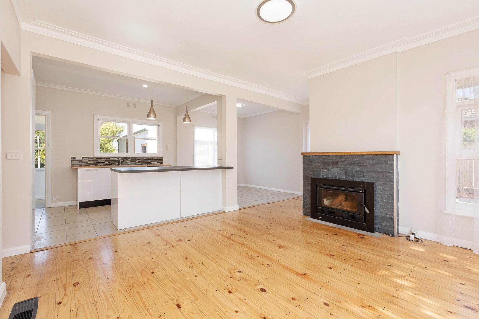 Gallery: 34 Grandview Grove