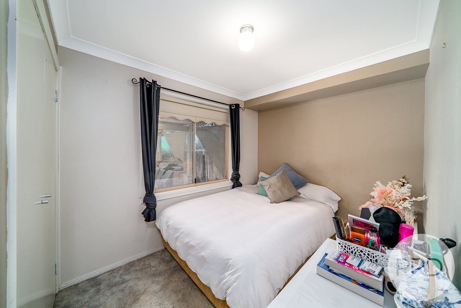 34 Gunn Drive ESTELLA 8