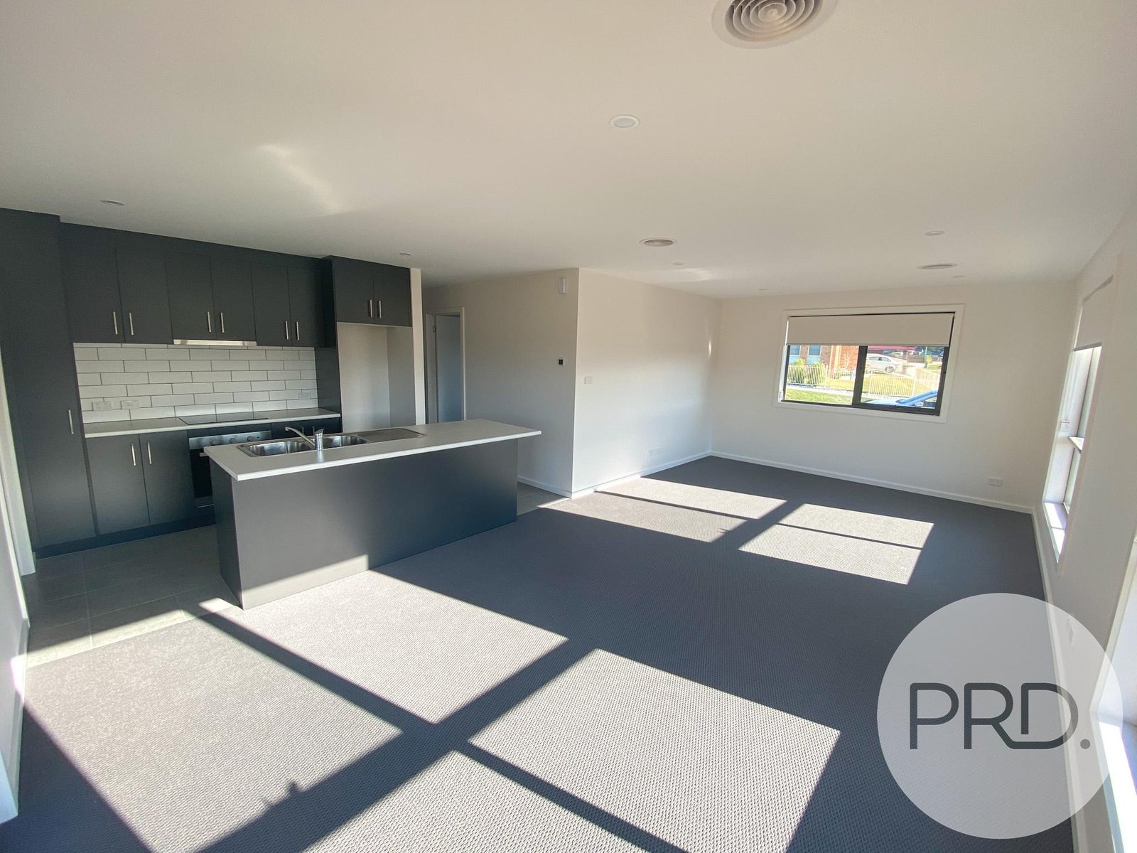 3/4 Haskell Road BRIGHTON 1
