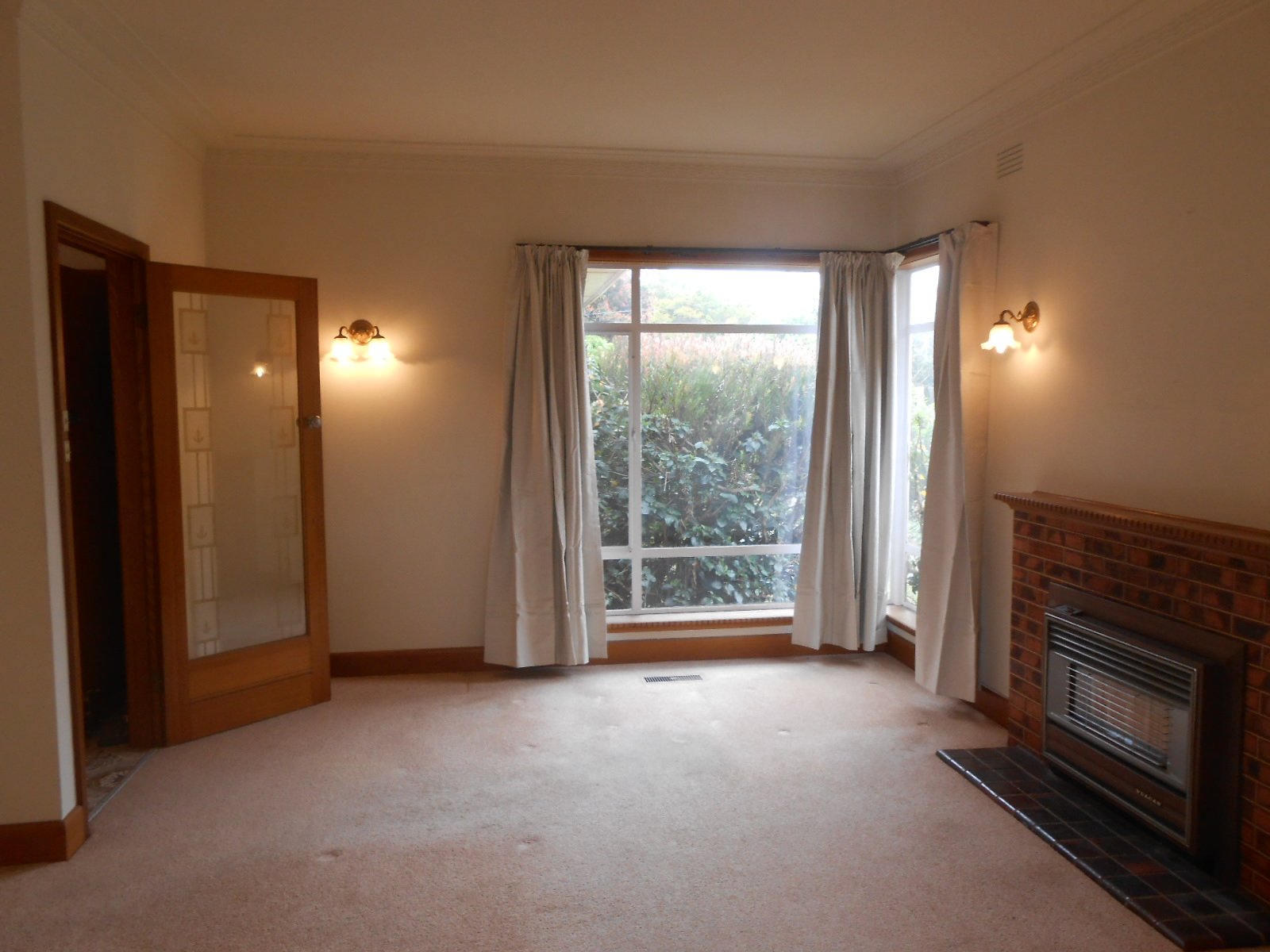 Gallery: 34 Henry Street