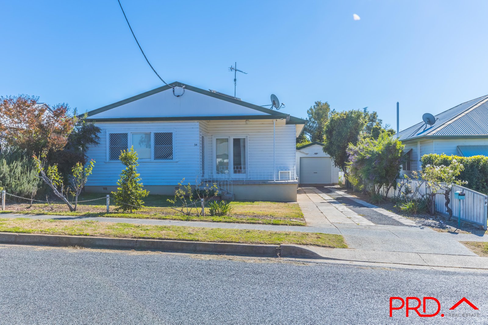 34 Hillvue Road TAMWORTH 1