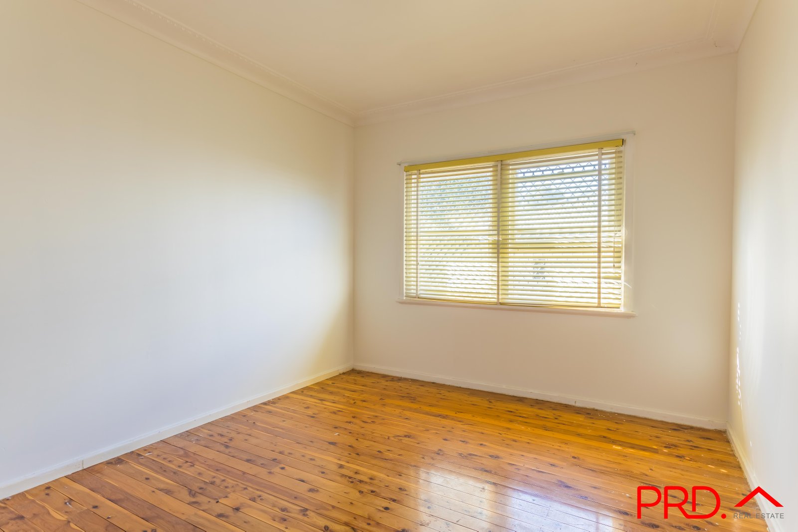 34 Hillvue Road TAMWORTH 12