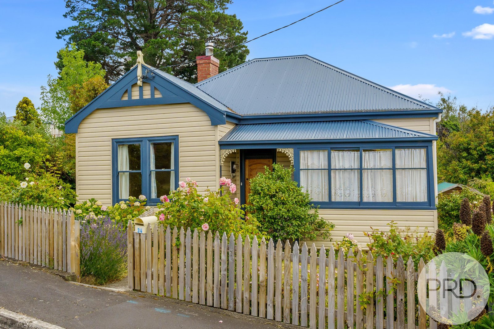 34 Hilton Road CLAREMONT 30