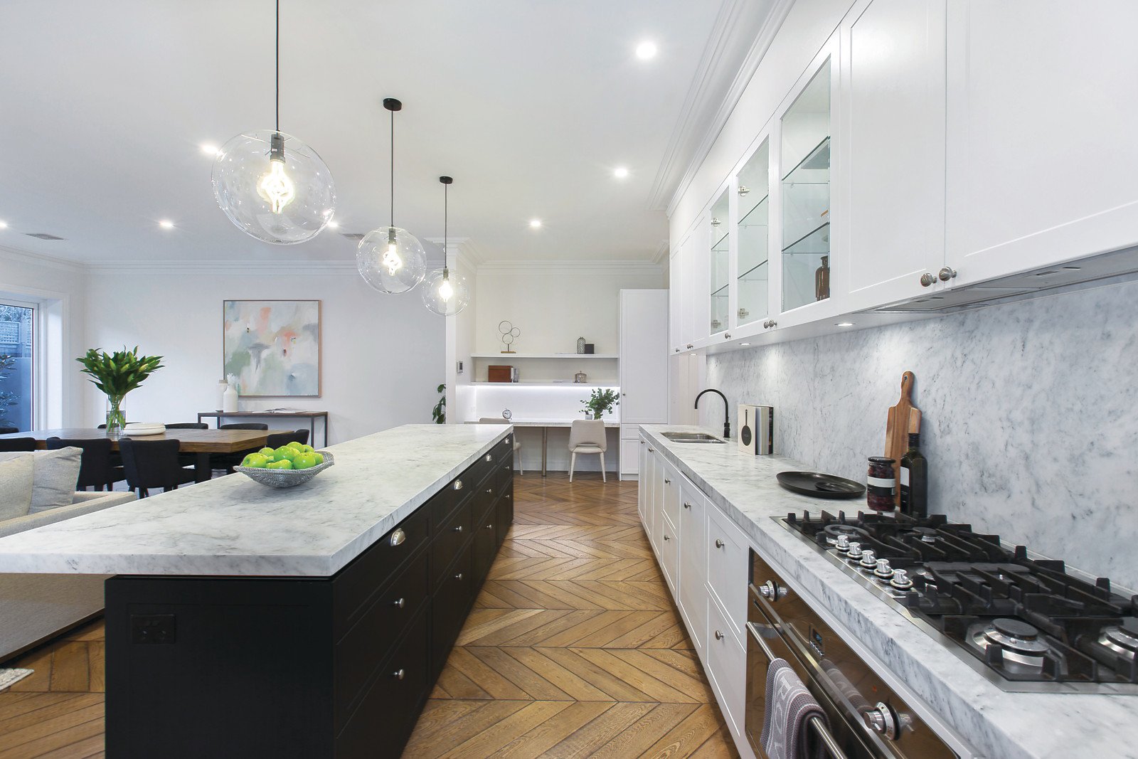 34 Howard Street, Glen Iris, VIC