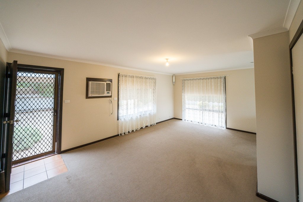 3/4 Incarnie Crescent WAGGA WAGGA 6