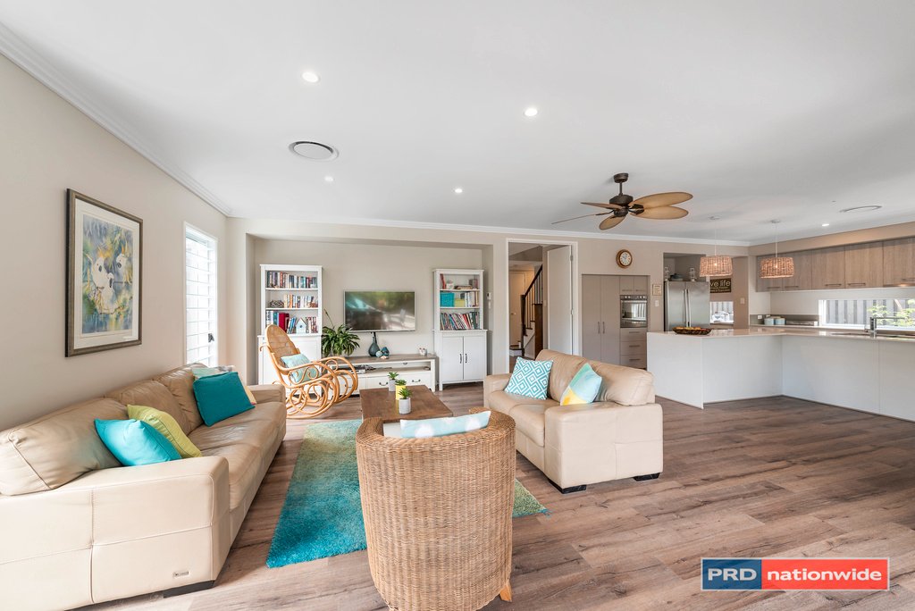 34 Ivory Circuit SAPPHIRE BEACH 9