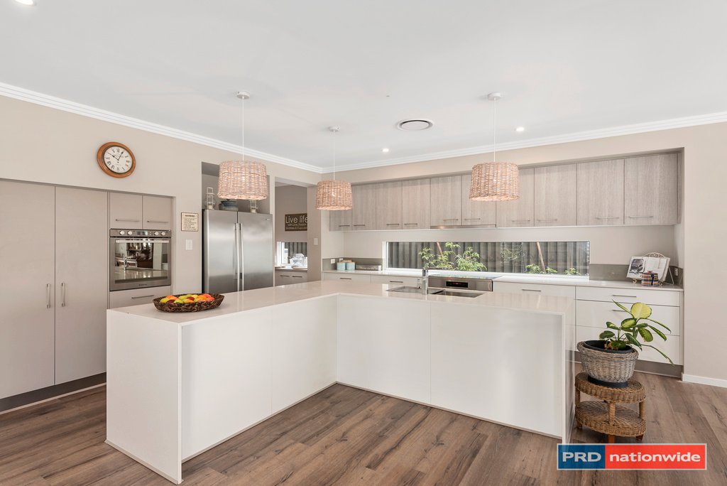 34 Ivory Circuit SAPPHIRE BEACH 10