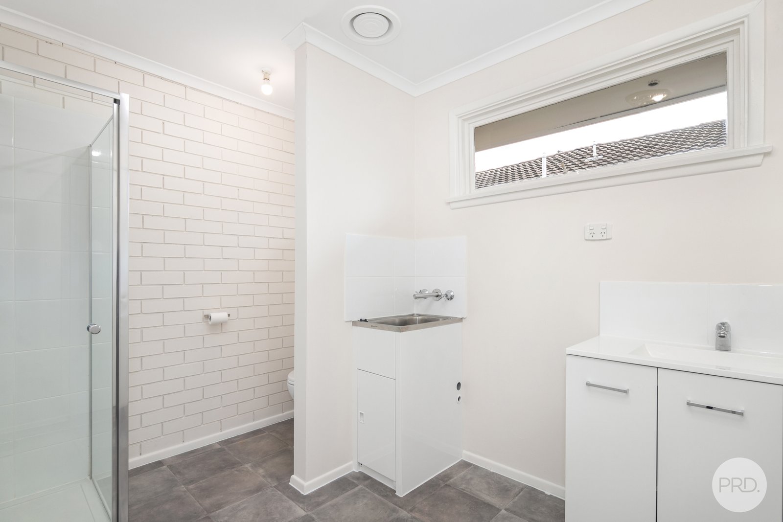 3/4 John Street WENDOUREE 6