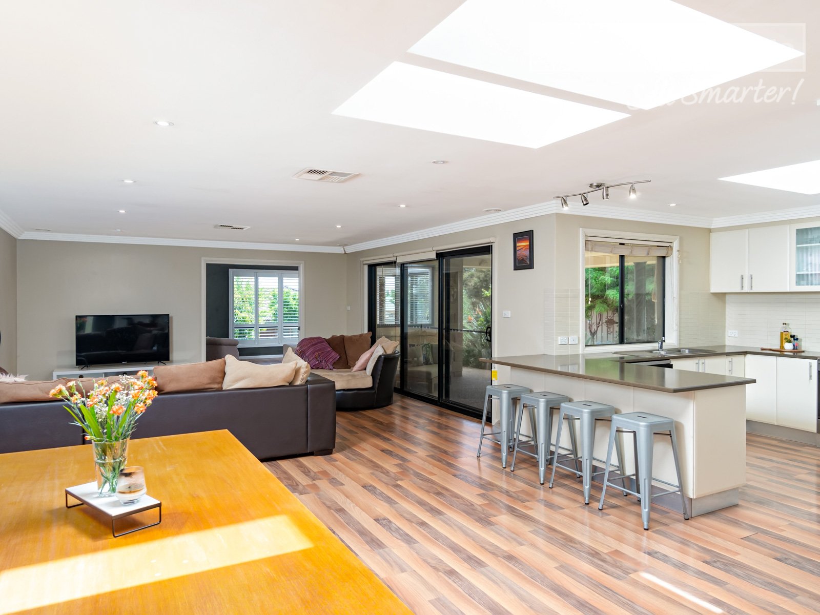 34 Kaloona Drive BOURKELANDS 4