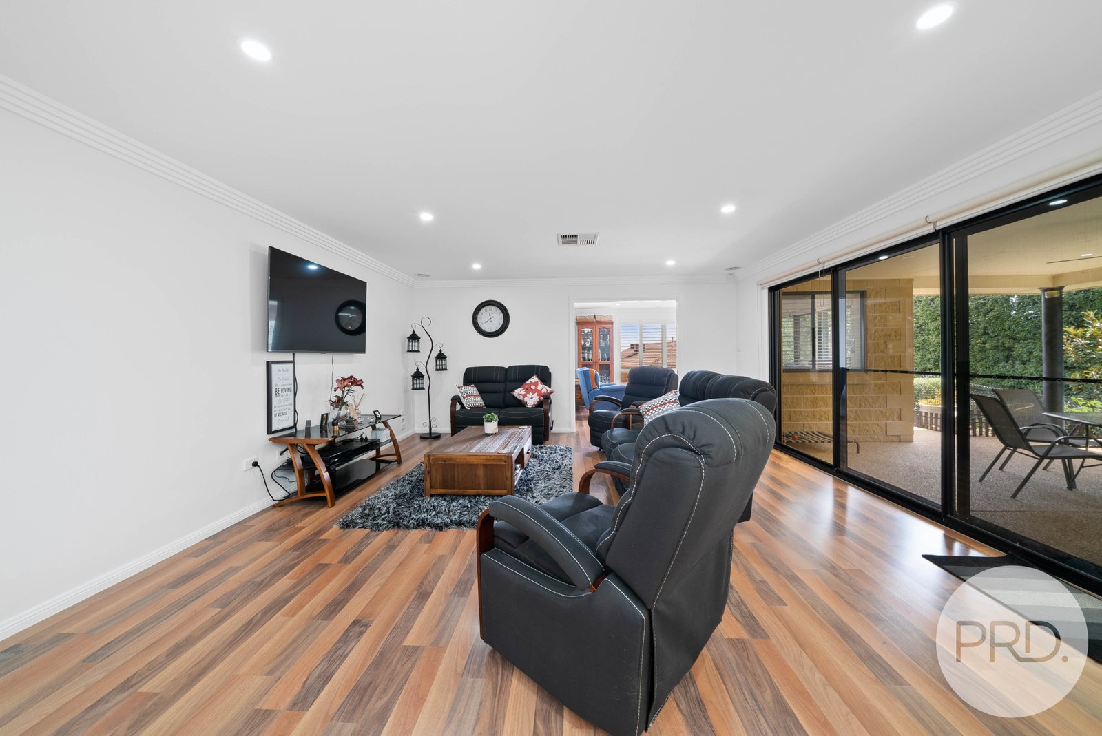 34 Kaloona Drive BOURKELANDS 6