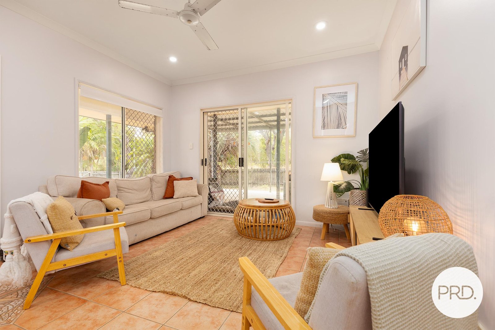 34 Kataryn Avenue GRASSTREE BEACH 5