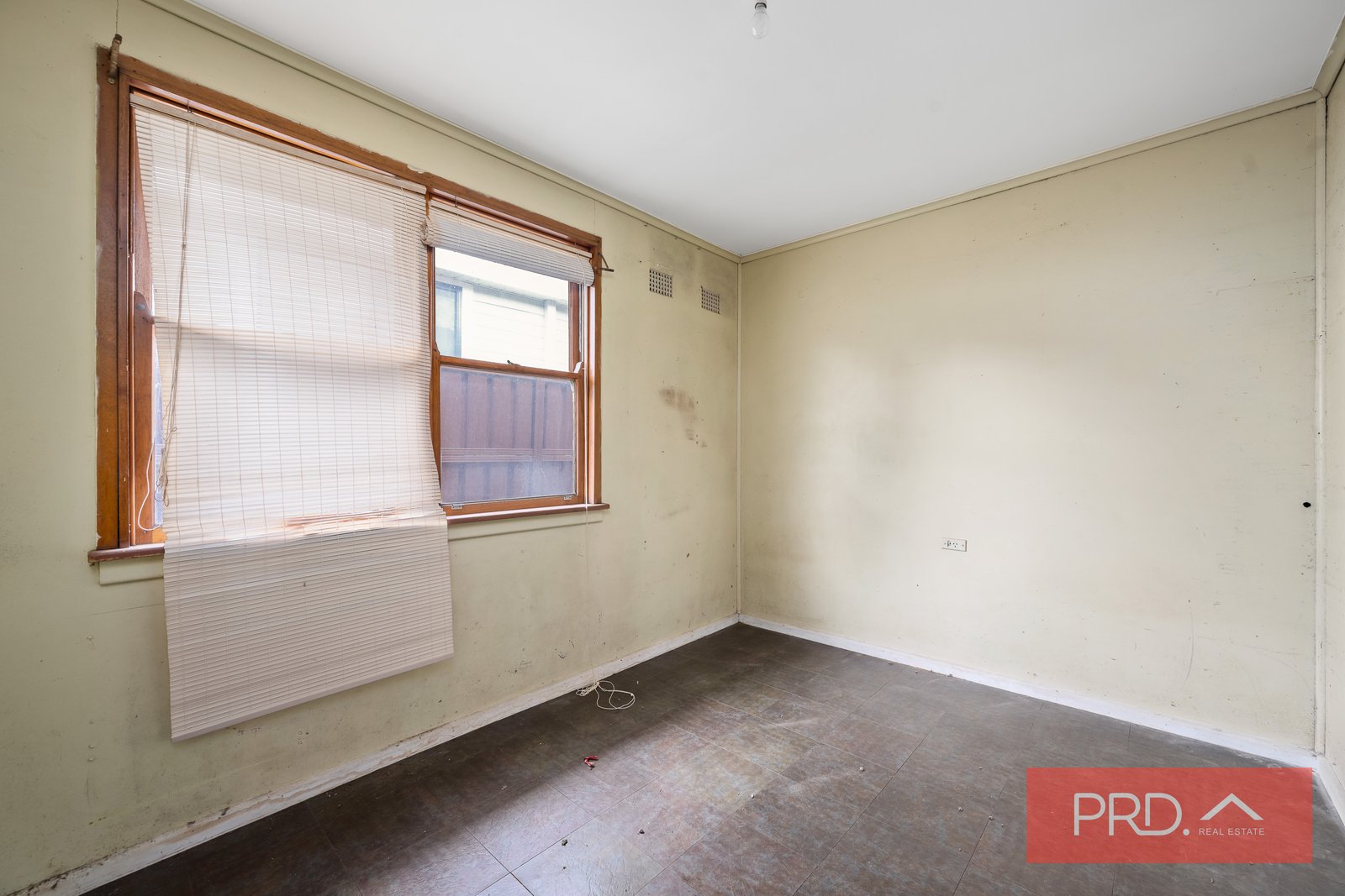 34 Kendee Street SADLEIR 8